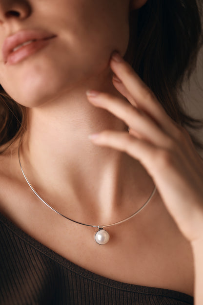 Wish Natural Big Pearl + Silver Chocker