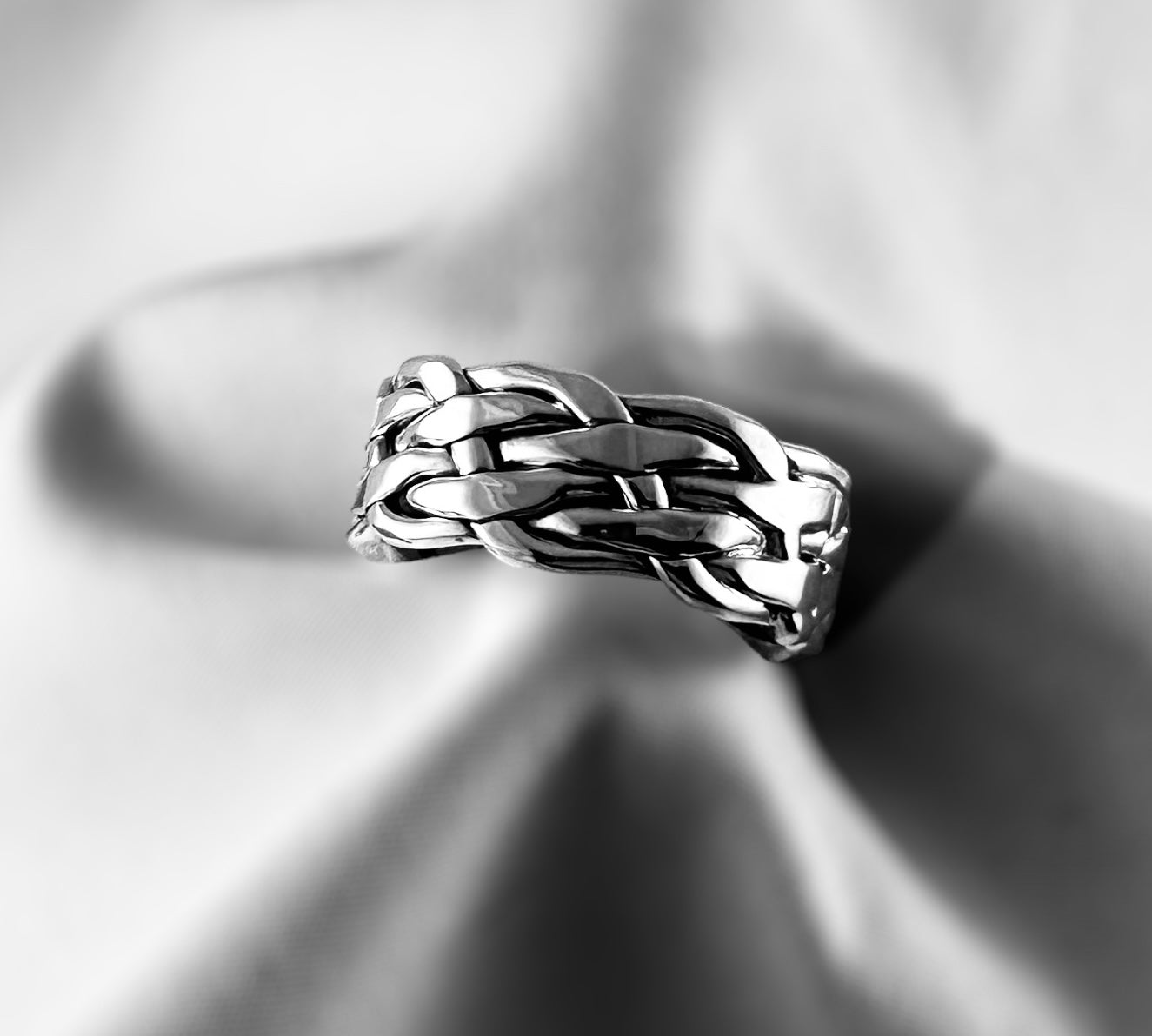 Lasso - agsb contemporary jewellery