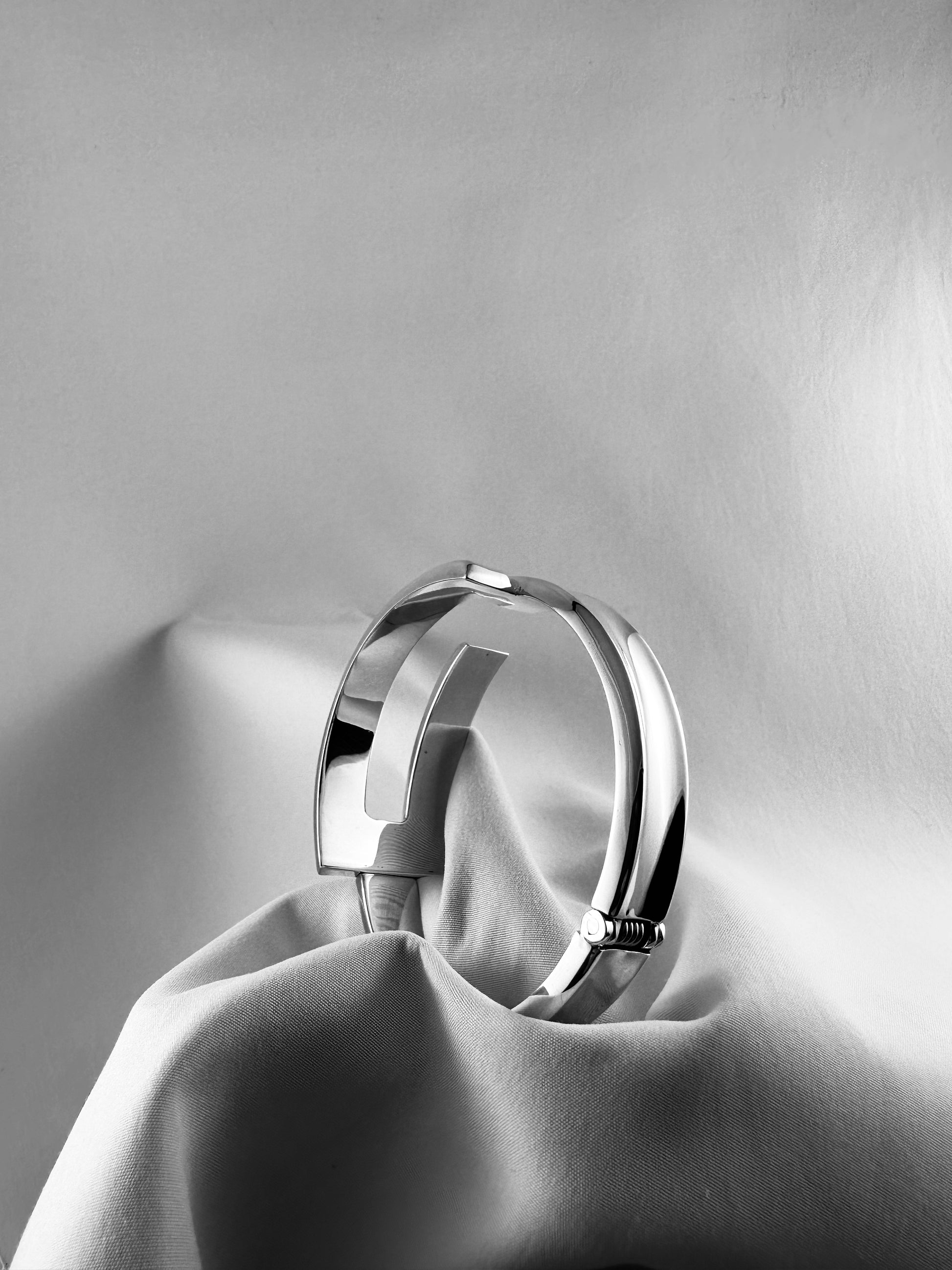 Magic Bracelet - agsb contemporary jewellery