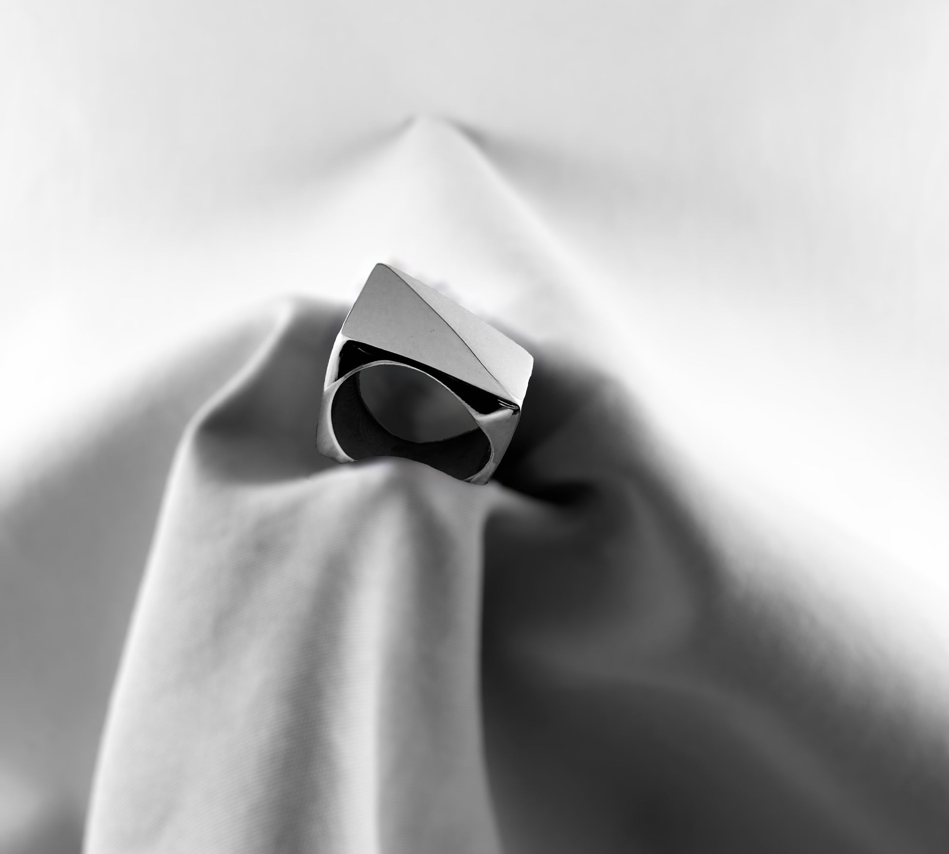 Twist - agsb contemporary jewellery