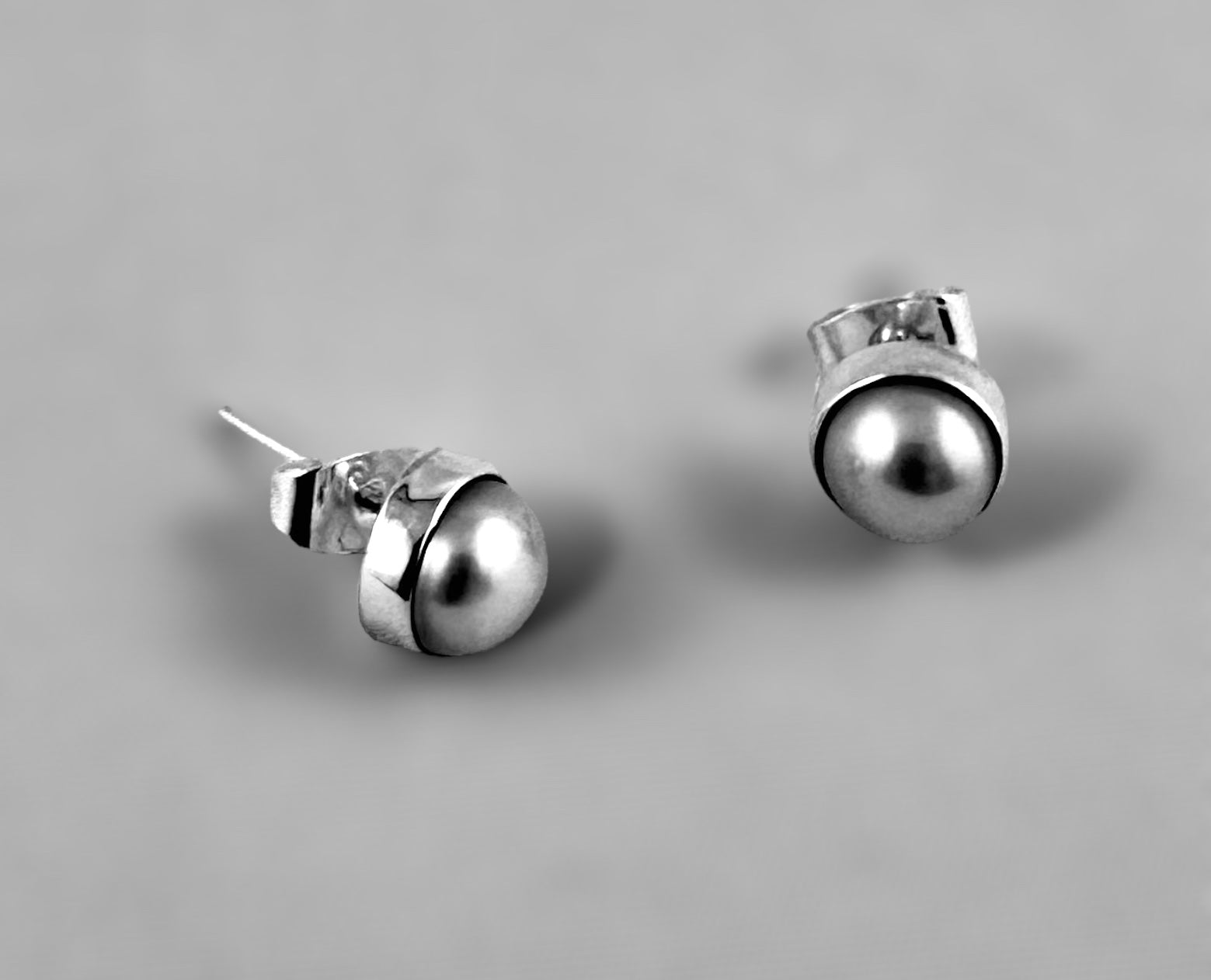 Pearl on Silver earrings - agsb contemporary jewellery