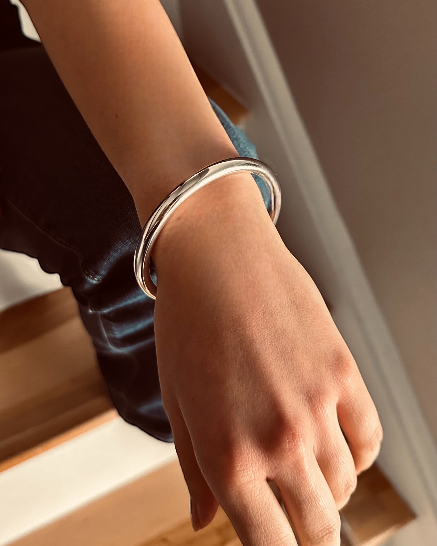 Triumph Bangle - agsb contemporary jewellery