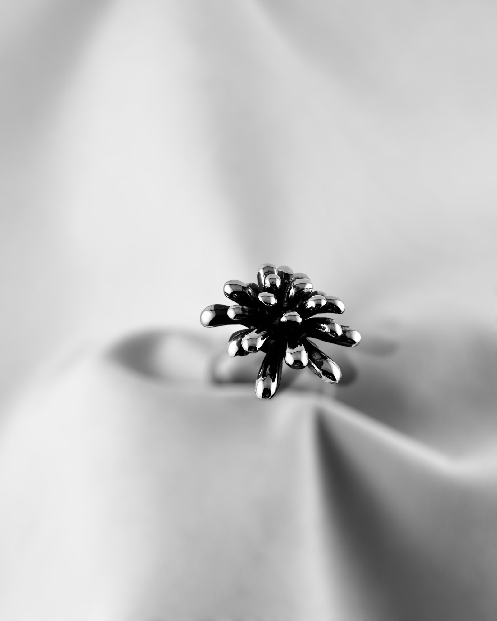 Flower Ring - agsb contemporary jewellery