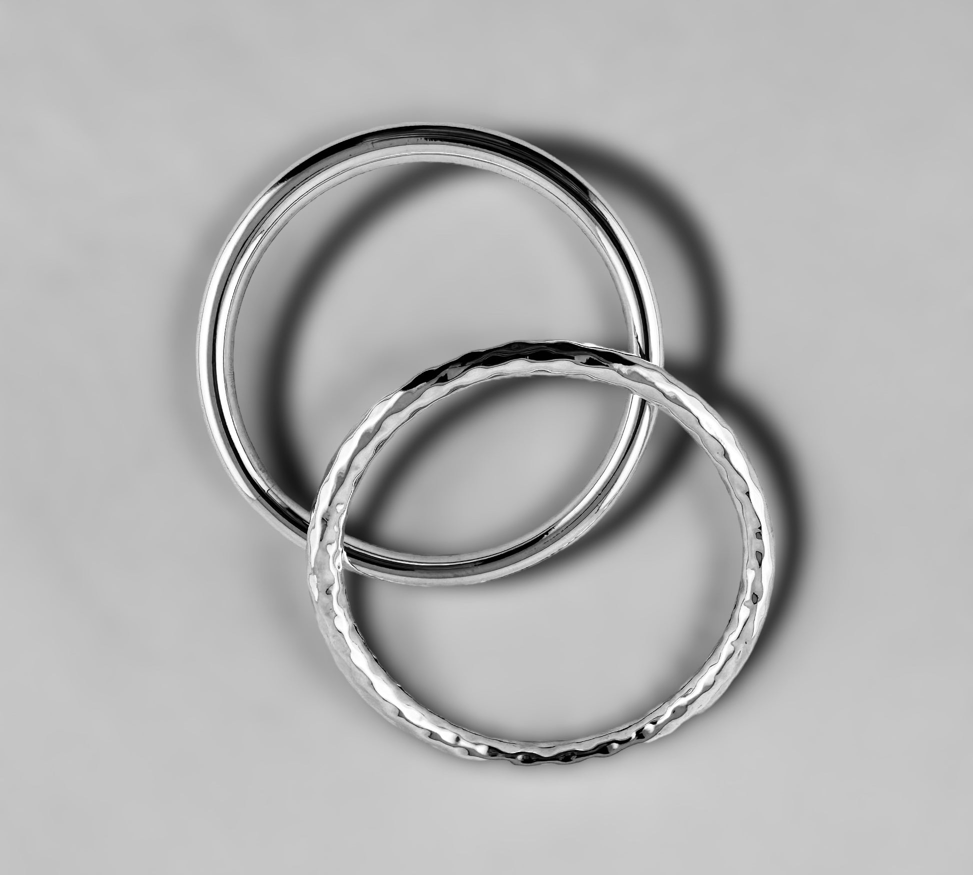 Triumph Bangle - agsb contemporary jewellery