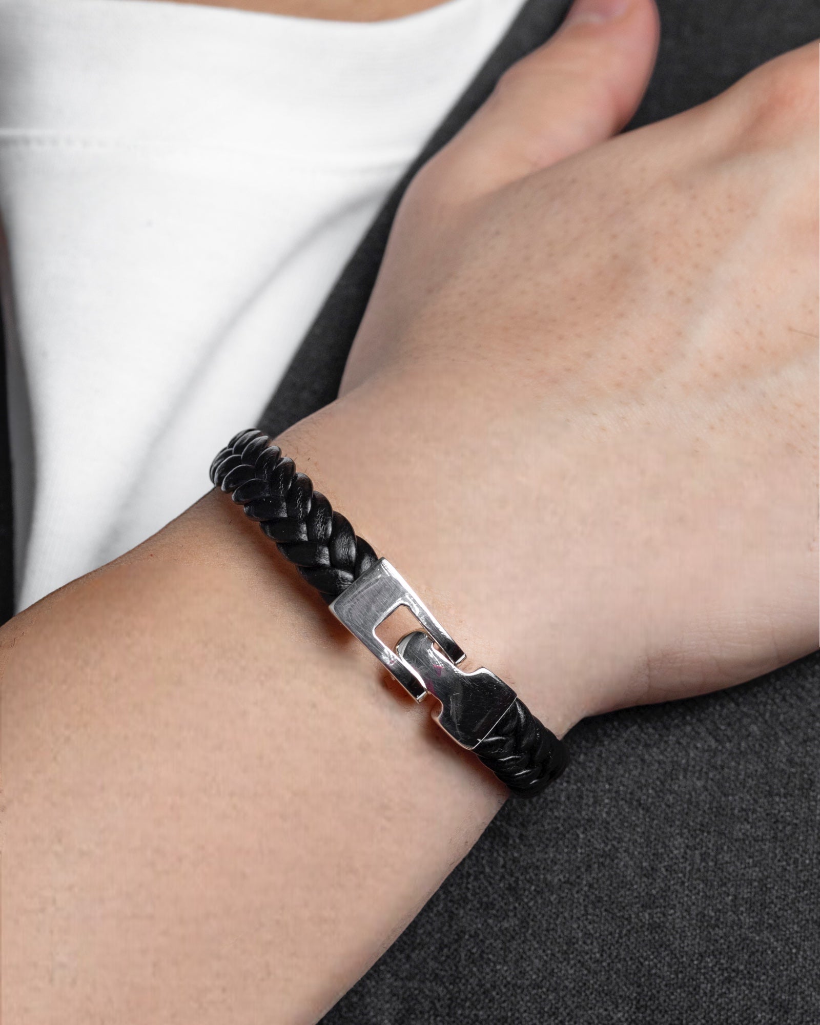 Leather, braids & Silver - agsb contemporary jewellery