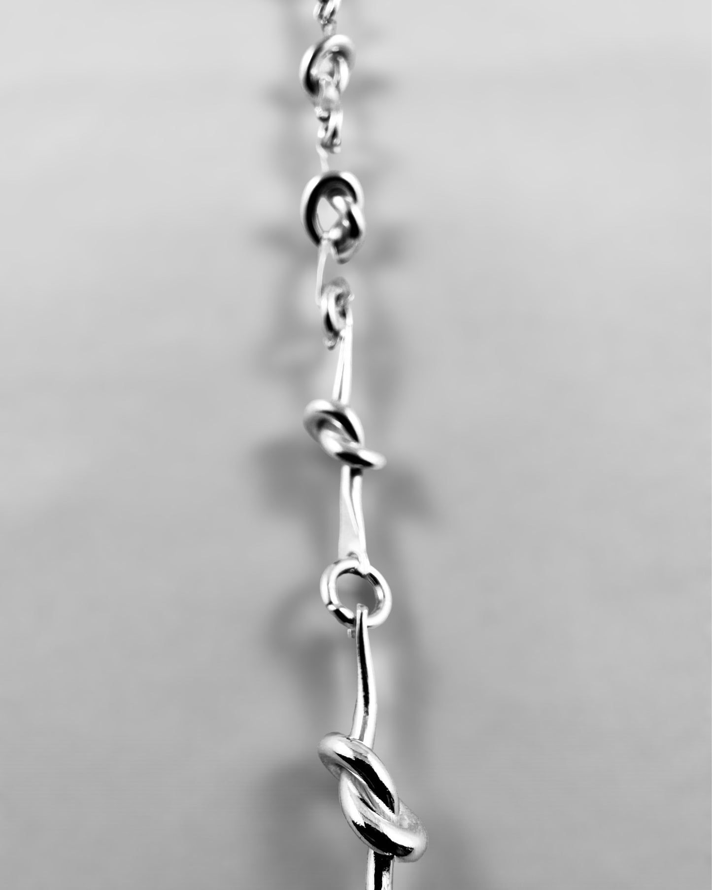 Presence Knot Short Necklace - agsb contemporary jewellery