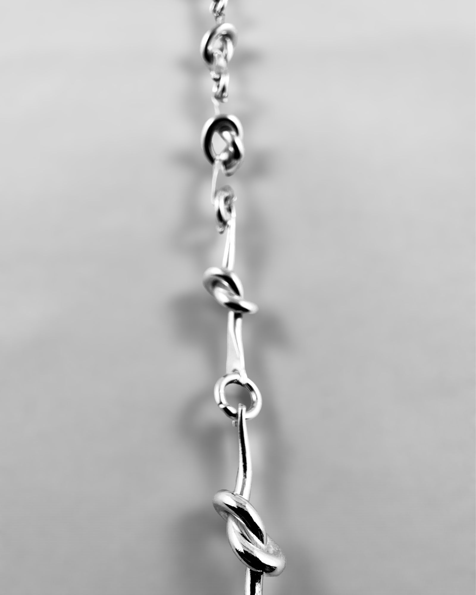 Presence Knot Short Necklace - agsb contemporary jewellery