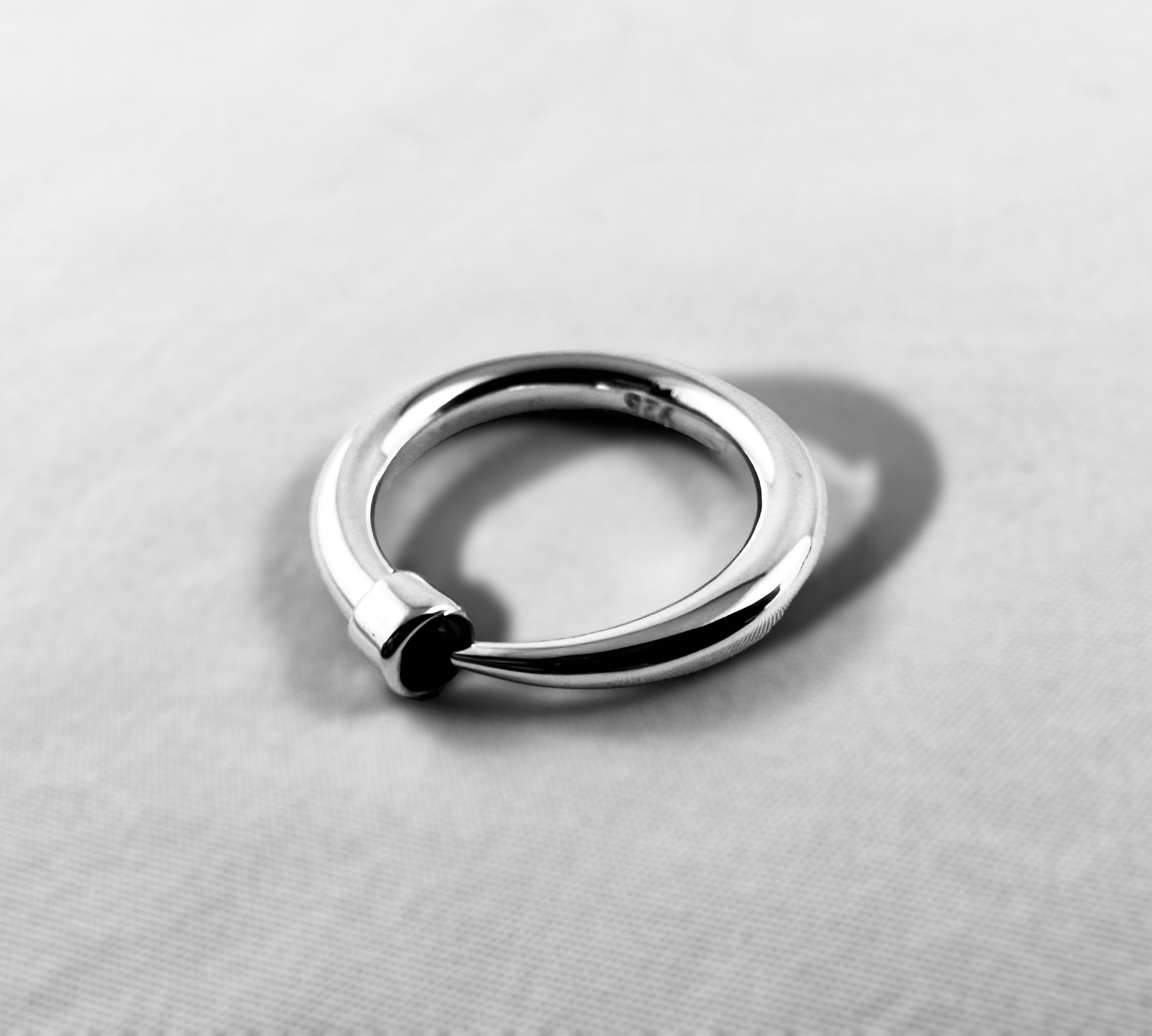 Shadow - agsb contemporary jewellery