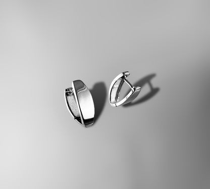V Huggies - agsb contemporary jewellery