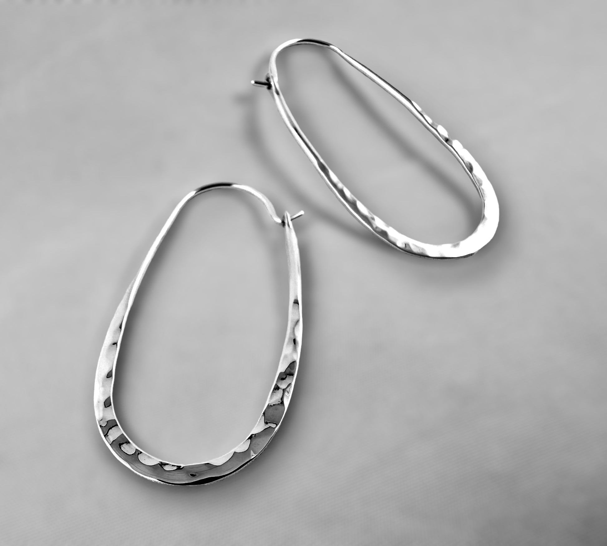 U + Hook - agsb contemporary jewellery