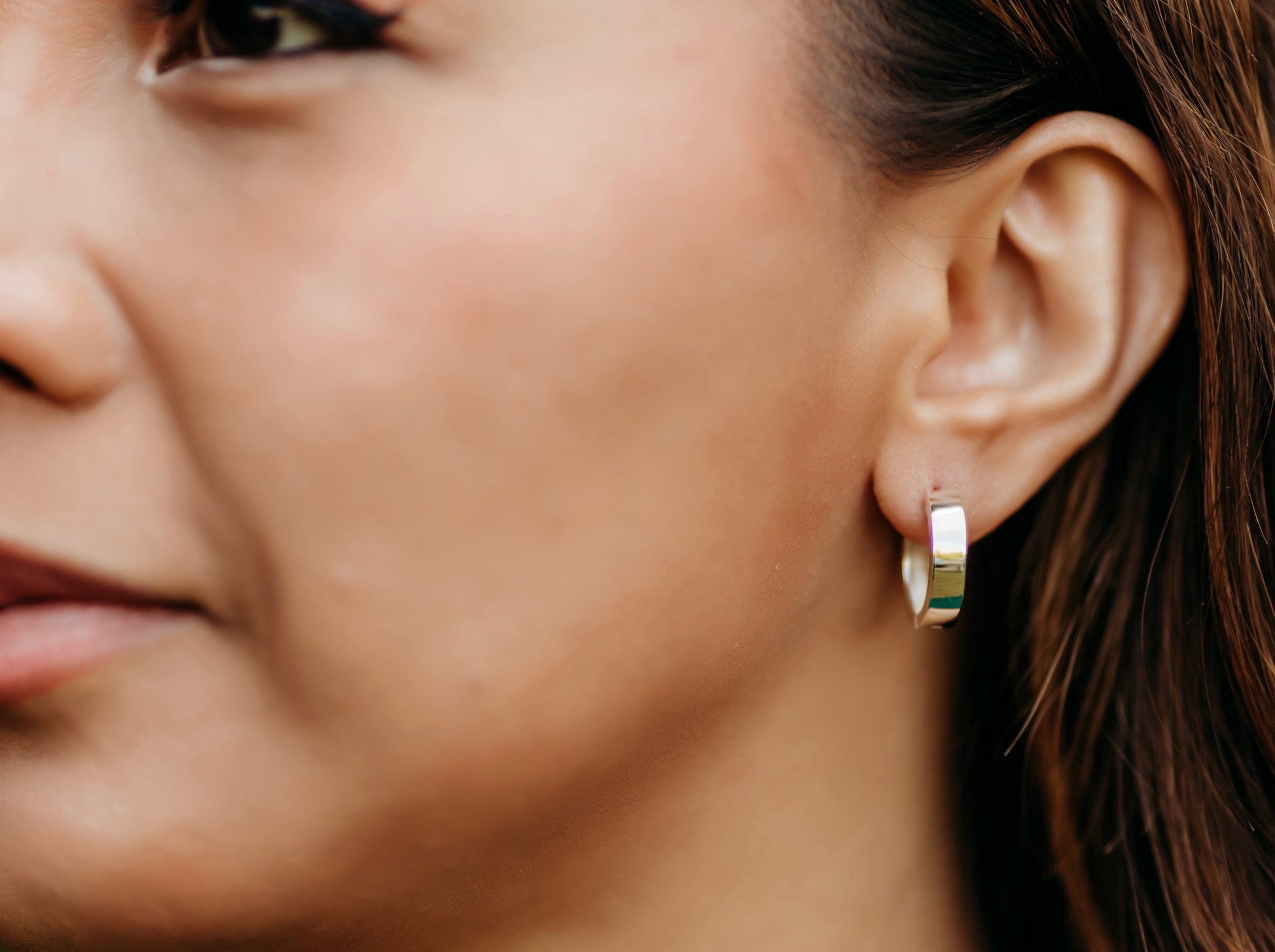 Round Huggies - agsb contemporary jewellery