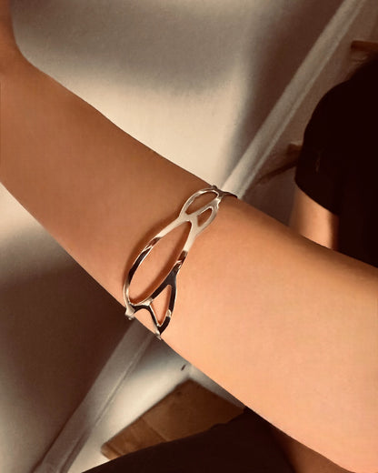 Connection Bangle - agsb contemporary jewellery