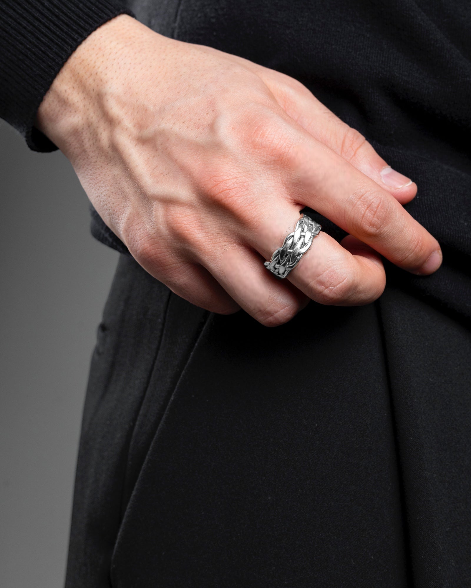 Lasso - agsb contemporary jewellery